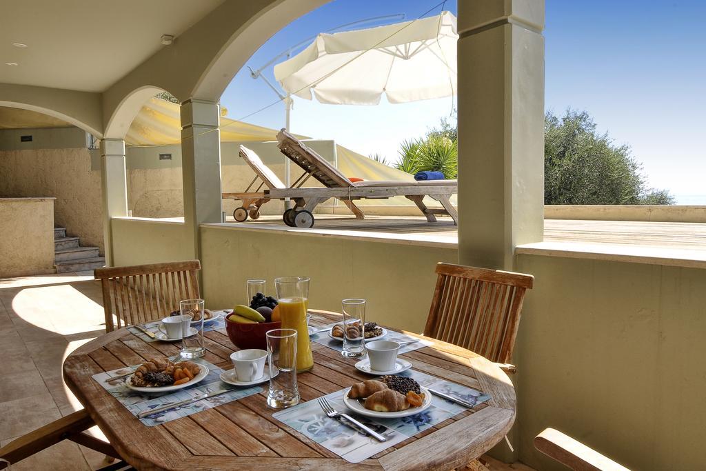 Villa Aeolos برباتي المظهر الخارجي الصورة